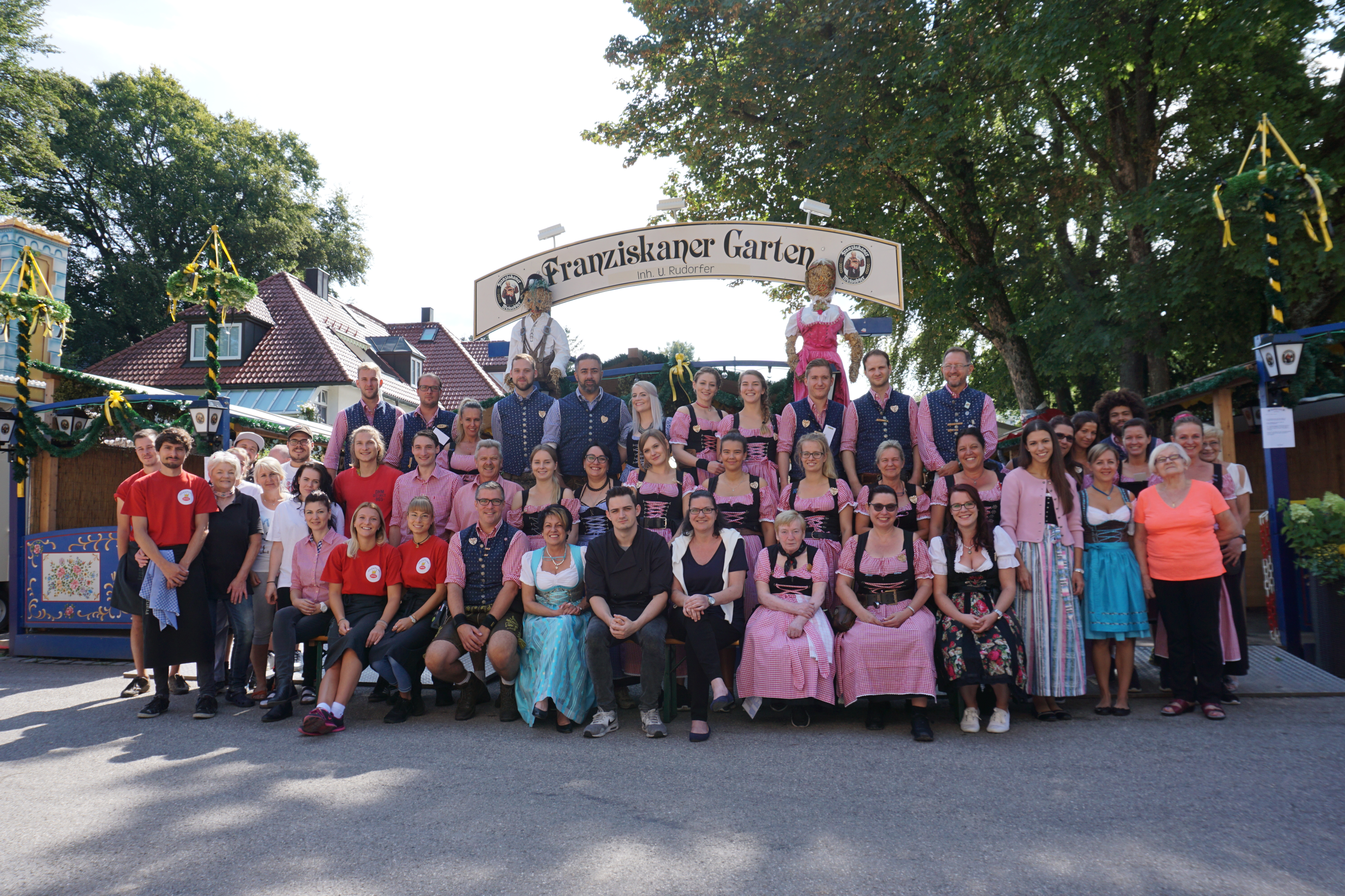 Franziskaner Garten Auf Dem Dachau Volksfest